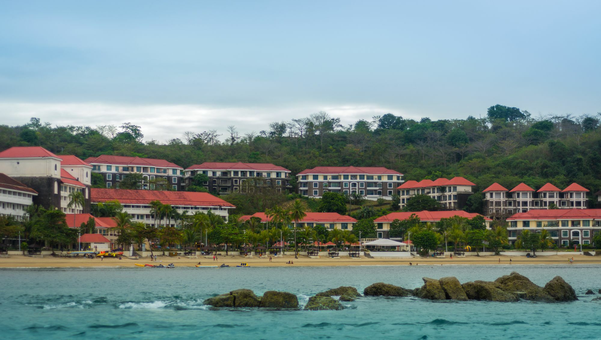 Canyon Cove Hotel And Spa Nasugbu Bagian luar foto